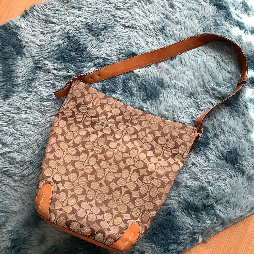 Coach Bucket Bag